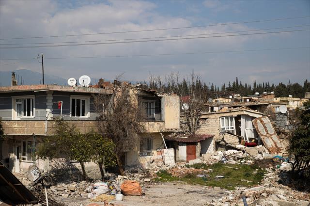 Son Dakika: Depremde hayatını kaybedenlerin sayısı 44 bin 218'e yükseldi