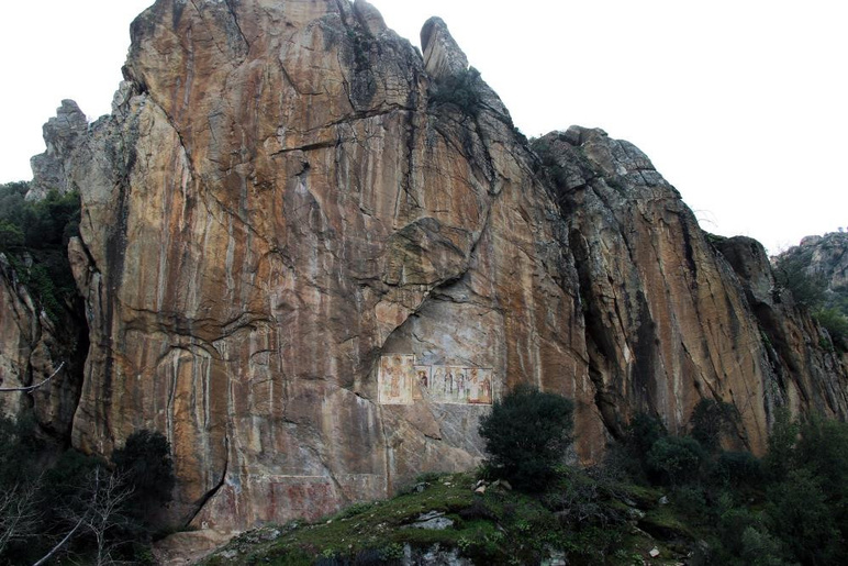 Muğla'da Hristiyanlığın ilk gizli mabetleri, görenleri büyülüyor - Resim : 3