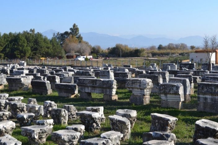 Antalya'daki Perge Antik Kenti'ne rekor ziyaretçi