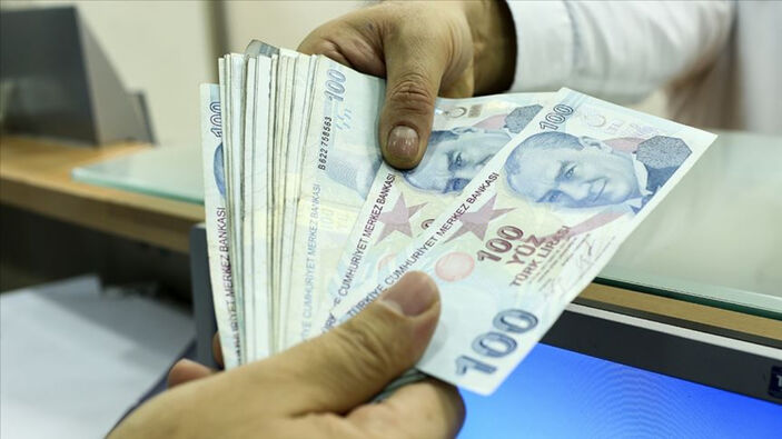 Türk-İş: Dört kişilik bir ailenin açlık sınırı 9 bin 425,15 lira