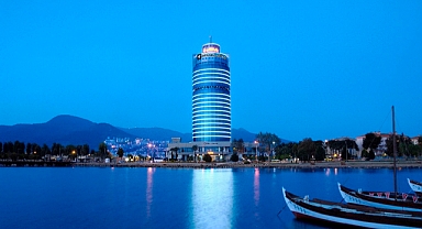 Wyndham Grand İzmir Özdilek'te Işıl Işıl Bir Yılbaşı Kutlaması