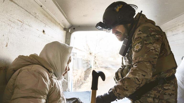 Ukrayna Bahmut’tan çekiliyor: Kiev’in doğudaki son kalesiydi