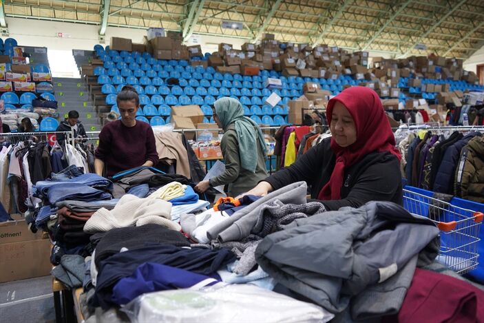 Trakya'dan deprem bölgesine yardım