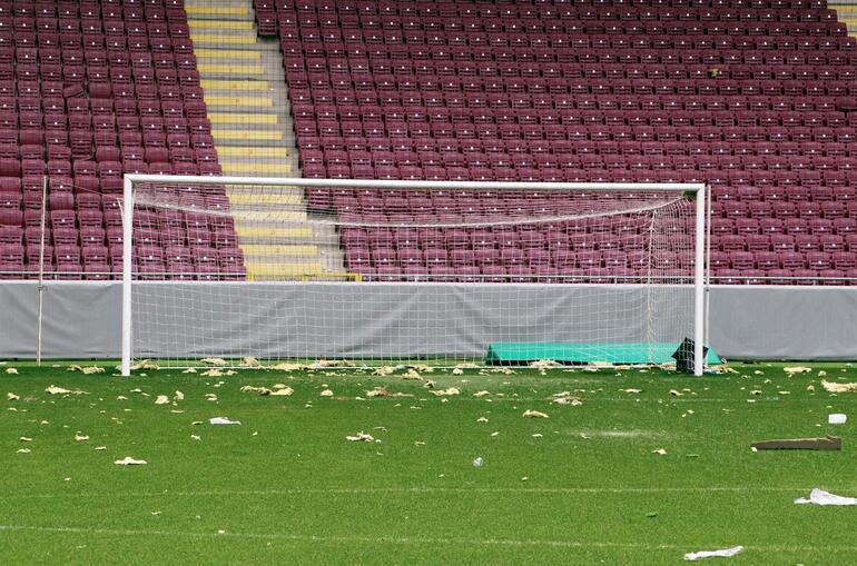 Depremden saatler önce büyük sevincin yaşandığı Yeni Hatay Stadı’nda acı ve hüzün hakim