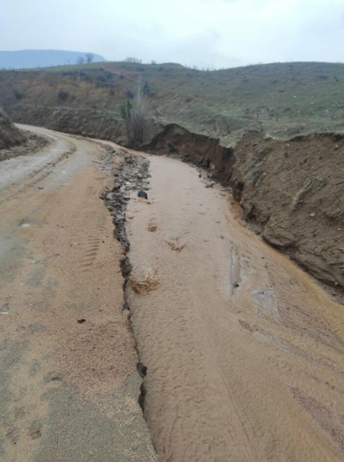 Meteoroloji'nin uyarıları sonucu Elazığ'da da sağanak etkili oldu