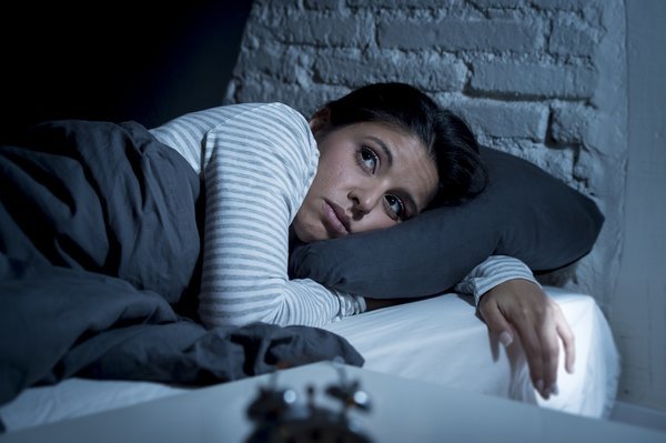 Insomnia nedir, belirtileri nelerdir, neden olur, öldürür mü? Uykusuzluk hastalığı nasıl tedavi edilir?