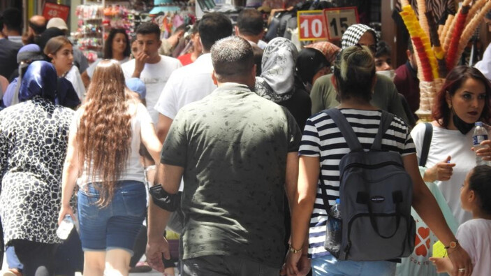 Gaziantep'te esnaf kepenk açtı